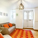 BmyGuest - Mouraria Central Apartment II